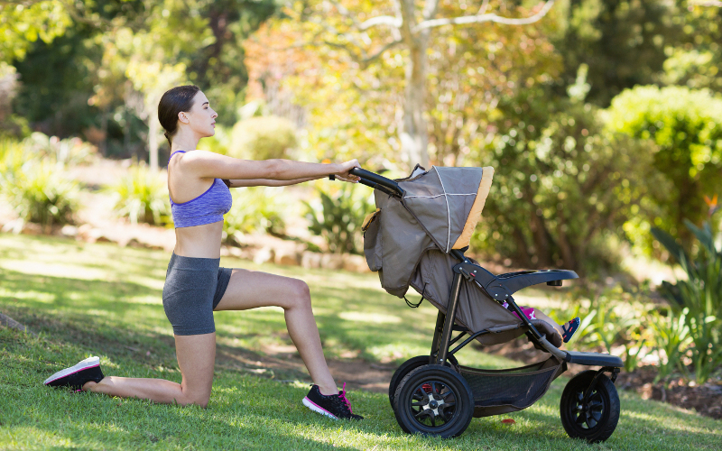 Ci si può allenare anche con il bambino nel passeggino.