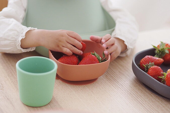 Comment bien entretenir la vaisselle en silicone pour enfants ?